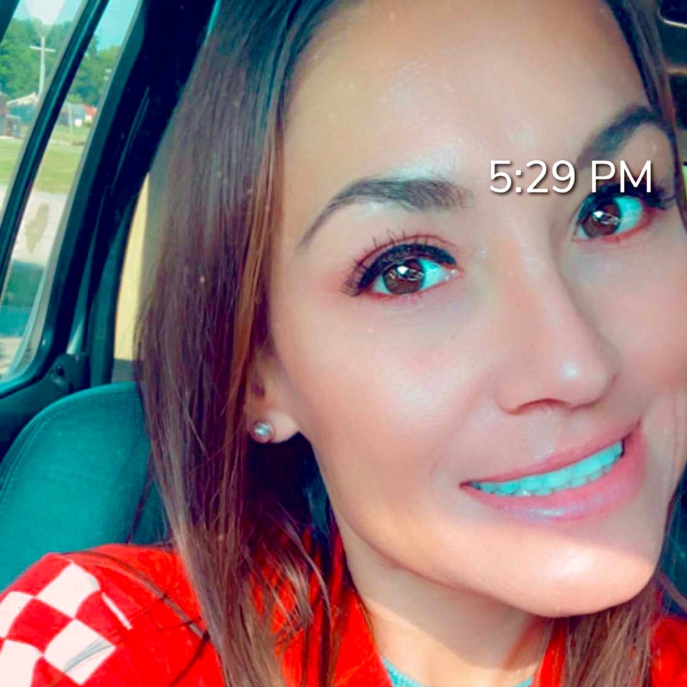 Meet your Posher, Marisa
